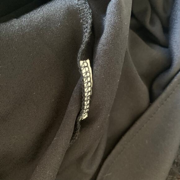 Onyx Nite Black Sequin V Neck Knee Length Dress Size 16 - Picture 9 of 9